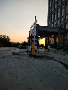 明光市世纪缘大酒店车牌识别